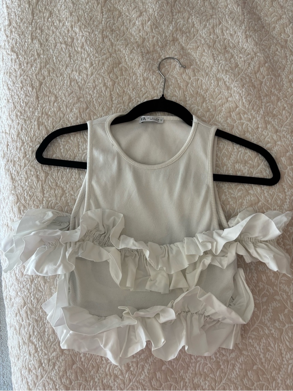 Zara White Ruffle Ribbed Crop Tank - Picture 2 of 2